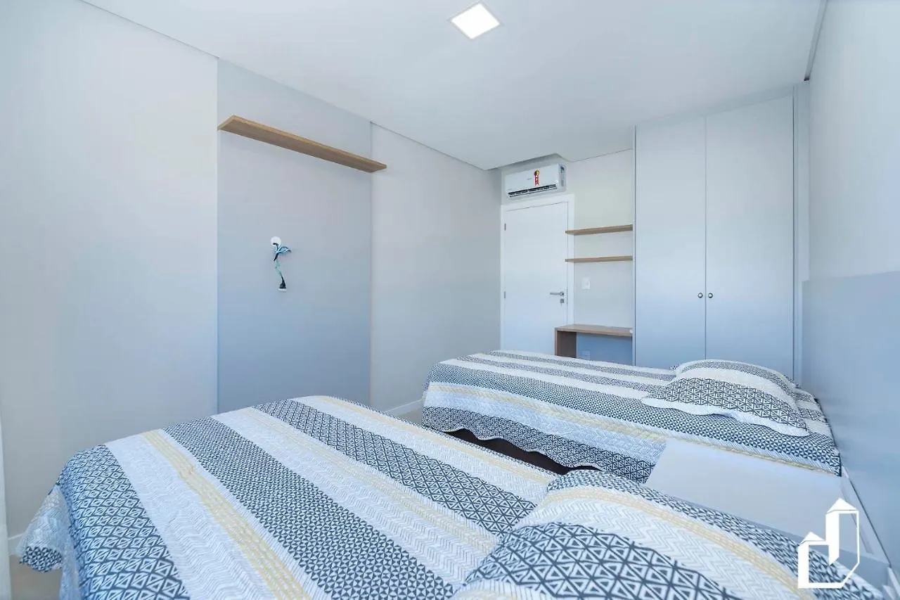 Apartmán Cobertura Duplex Com 03 Dormitorios E Jacuzzi Bombinhas