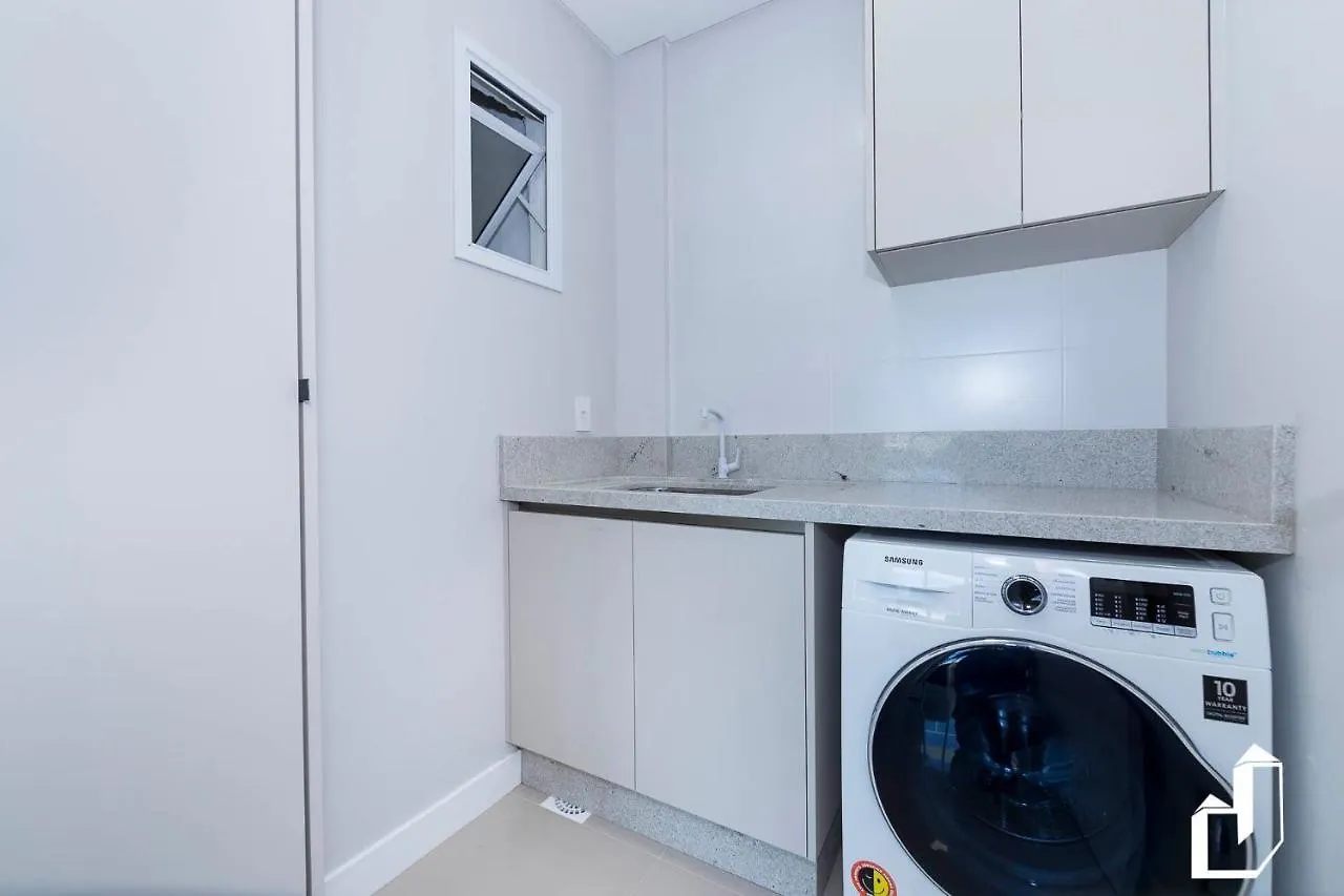 Apartmán Cobertura Duplex Com 03 Dormitorios E Jacuzzi Bombinhas